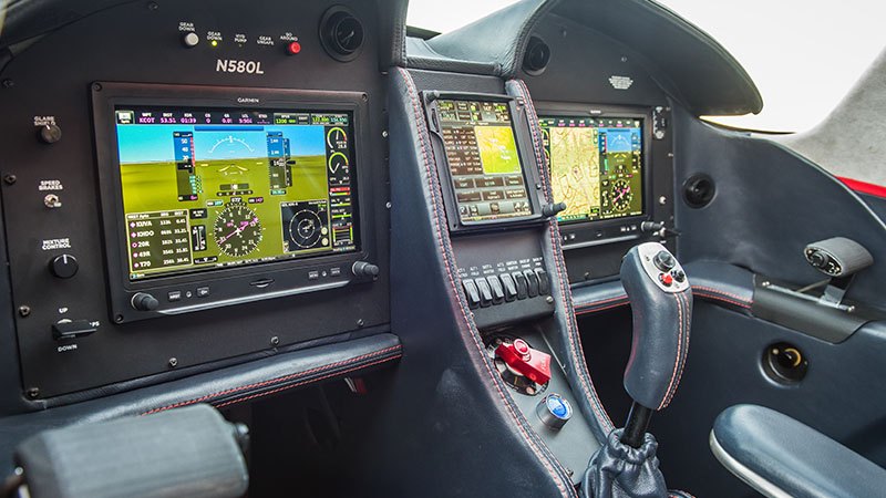 Lancair Mako N580L avionics panel